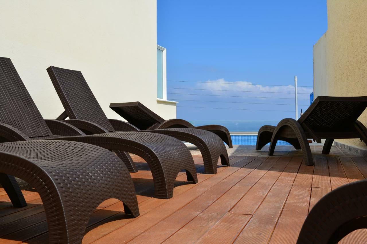 Anemomilos Suites Fira  Ngoại thất bức ảnh